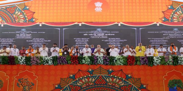 অনগ্রসরদের অগ্রাধিকার ও দরিদ্রদের সেবাই প্রধান লক্ষ্য : প্রধানমন্ত্রী