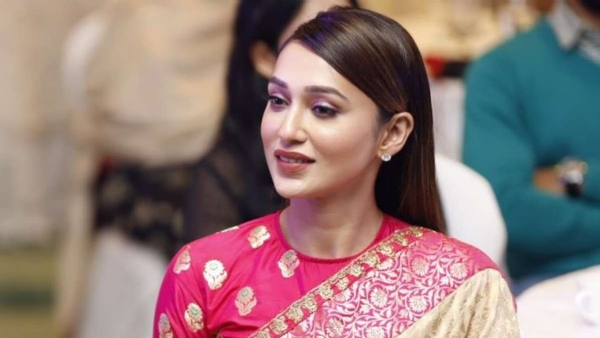 দিল্লিতে ইডি-র দফতরে হাজিরা মিমি-র, ঢোকার সময় নীরব অভিনেত্রী