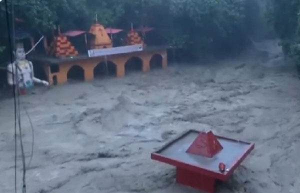 দেহরাদূনে ব্যাপক বৃষ্টি; ফুঁসছে একাধিক নদী, প্লাবিত তপকেশ্বর মহাদেব মন্দির