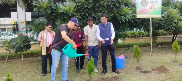 এক পেঁড় মা কে নাম - বৃক্ষরোপণ কর্মসূচিও বিশেষ অভিযান