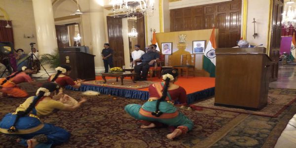 রাজভবনে প্রধানমন্ত্রীর জন্মদিন পালনে রাজ্যপাল
