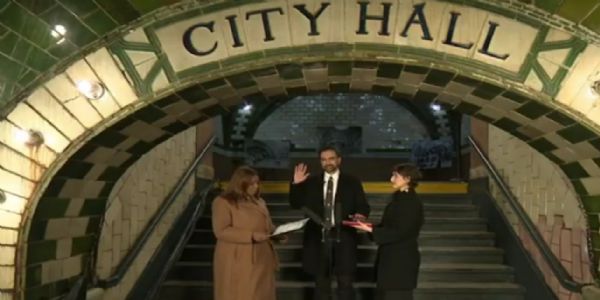 মেয়র পদে শপথ নিলেন মামদানি