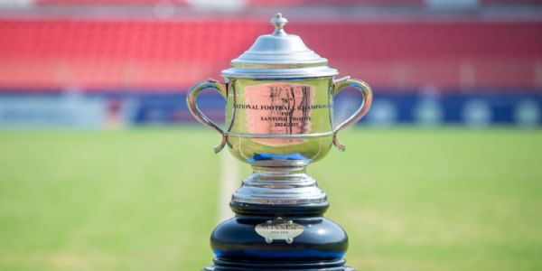 ফিফা রেফারির তালিকায় তিন ভারতীয় যোগ দিলেন