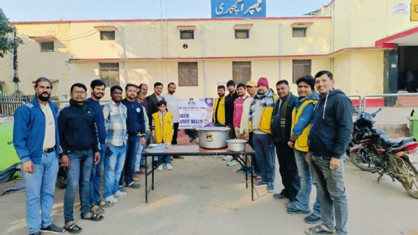 উত্তর প্রদেশে ‘হাঙ্গার সার্ভিস উইক’-এ লায়ন্স ক্লাবের খাদ্য বিতরণ কর্মসূচি উত্তর প্রদেশে ‘হাঙ্গার সার্ভিস উইক’-এ লায়ন্স ক্লাবের খাদ্য বিতরণ কর্মসূচি