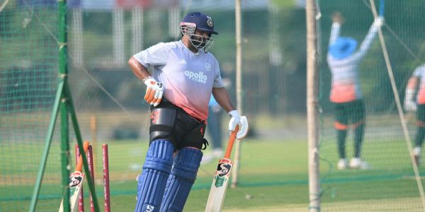 ভারত বনাম নিউ জিল্যান্ড ওয়ানডে সিরিজ থেকে ছিটকে গেলেন ঋষভ পন্থ, ডাকা হল ধ্রুব জুরেলকে