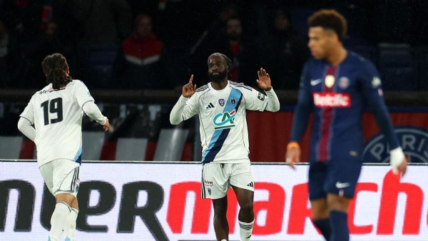 পিএসজিকে হারালো প্যারিস এফসি, ডিফেন্ডিং চ্যাম্পিয়নকে ফ্রেঞ্চ কাপ থেকে ছিটকে দিল