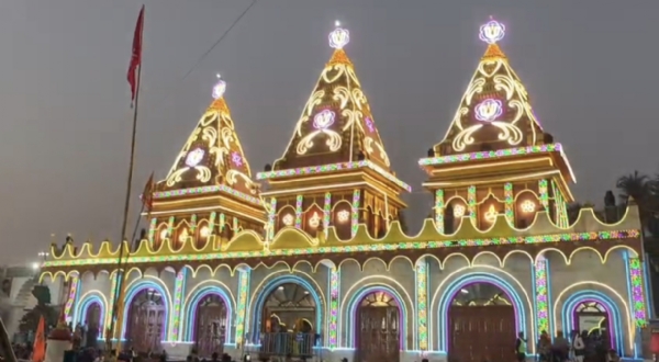 মকর সংক্রান্তির পুণ্যলগ্নে গঙ্গাসাগরে লক্ষ লক্ষ ভক্তের মহাস্নান