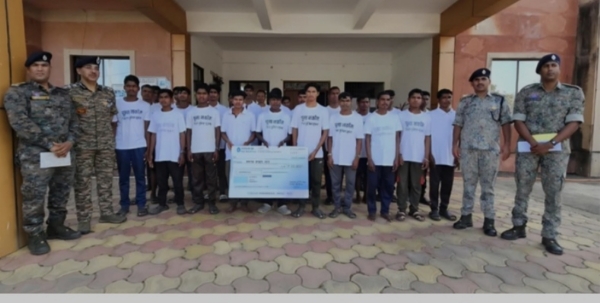 সুকমায় ২৯ জন মাওবাদীর আত্মসমর্পণ