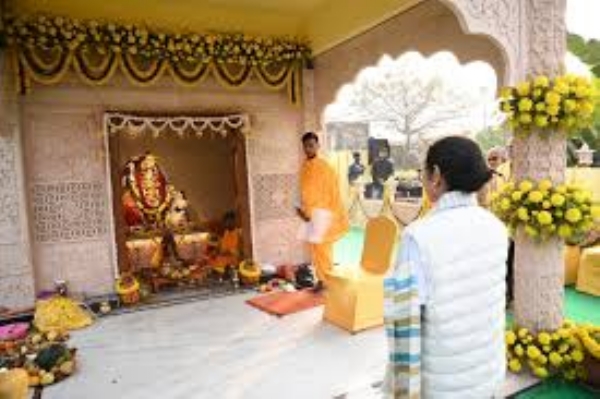 কালীঘাটে বগলা মায়ের মন্দির উদ্বোধনে মুখ্যমন্ত্রী কালীঘাটে বগলা মায়ের মন্দির উদ্বোধনে মুখ্যমন্ত্রী