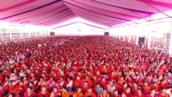 সমাবেশে সুবিধাভোগিণীদের একাংশ