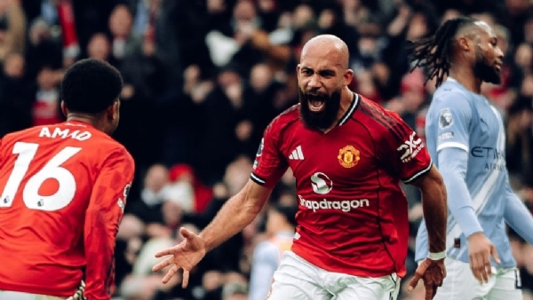 ইংলিশ প্রিমিয়ার লিগ:  ক্যারিকের ইউনাইটেডের কাছে নাস্তানাবুদ ম্যানচেস্টার সিটি