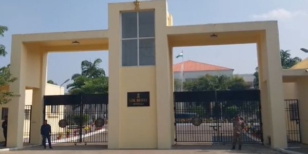 জনজাতি উন্নয়ন ইস্যুতে রাজ্যপালের দ্বারস্থ তিপ্রা মথা বিধায়ক রঞ্জিত দেববর্মা