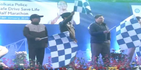 কলকাতা পুলিশের উদ্যোগে ​​হাফ ম্যারাথন, শামিল অসংখ্য প্রতিযোগীরা