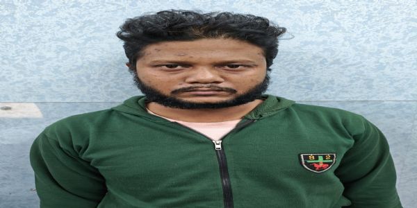 এটিএম কার্ড বদলে লক্ষাধিক টাকা প্রতারণা, লালবাজারের জালে দুই অভিযুক্ত