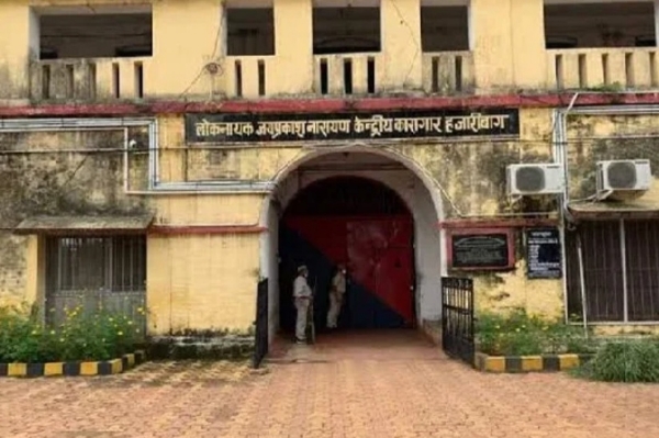 জেল থেকে পলাতক তিন বন্দির এখনও সন্ধান মেলেনি, তল্লাশি জারি