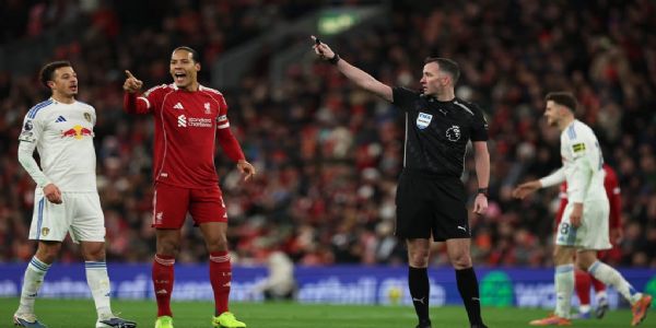 ইংলিশ ফুটবল লিগ: ঘরের মাঠে বছরের প্রথম দিনেই হোঁচট খেল লিভারপুল