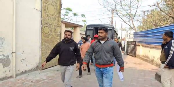 এগরার জুমকিতে ভয়াবহ ডাকাতির চেষ্টা বানচাল, তরোয়ালের কোপে জখম সোনা ব্যবসায়ী ও তাঁর বন্ধু