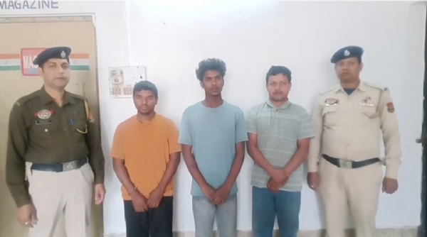 চার চোর গ্রেফতার
