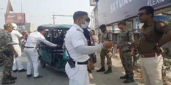 ড্রোনে নজরদারি, কড়া পদক্ষেপ: যানজট কমাতে শিলিগুড়িতে হাইটেক ট্রাফিক অভিযান