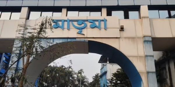 হাসপাতাল চত্বরে সদ্যোজাতের কাটা মুণ্ড নিয়ে ঘুরল কুকুর, চাঞ্চল্য জলপাইগুড়ি মেডিকেল কলেজে