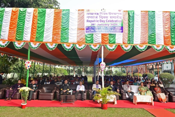 কাশীপুরের গান আ্যন্ড শেল ফ্যাক্টরিতে পালিত কাশীপুরের গান আ্যন্ড শেল ফ্যাক্টরিতে পালিত