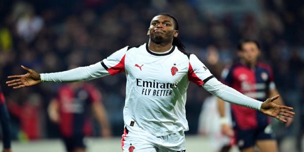 সেরি আর চূড়ায় আবার পরিবর্তন, ইন্টারকে নামিয়ে শীর্ষে উঠে এল এসি মিলান