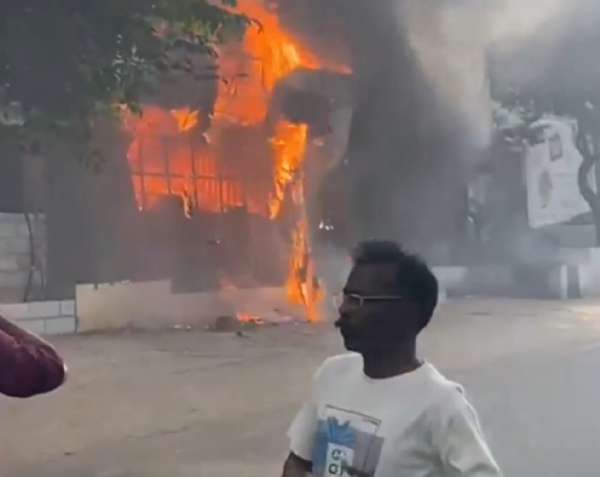 আগুনে ভস্মীভূত কোঝিকোড়ের রেস্তরাঁ, হতাহতের খবর নেই