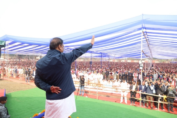 জনসভায় মুখ্যমন্ত্রী ড. হিমন্তবিশ্ব শর্মা জনসভায় মুখ্যমন্ত্রী ড. হিমন্তবিশ্ব শর্মা