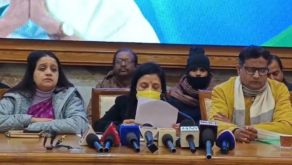 সাংবাদিক বৈঠকে মহুয়া সাংবাদিক বৈঠকে মহুয়া