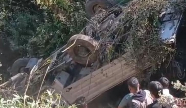 খাদে ডিআই পিক-আপ মিনিট্রাক খাদে ডিআই পিক-আপ মিনিট্রাক