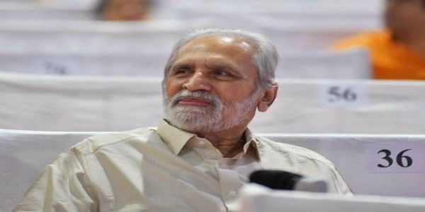 প্রয়াত প্রাক্তন কেন্দ্রীয় প্রতিমন্ত্রী সুরেশ কালমাডি