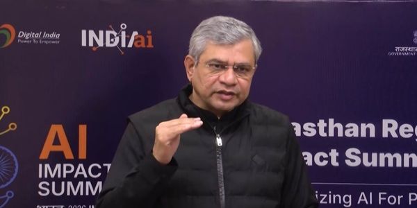 বিভিন্ন ক্ষেত্রে রূপান্তরকারী শক্তি হিসেবে আবির্ভূত হচ্ছে এআই : অশ্বিনী বৈষ্ণব