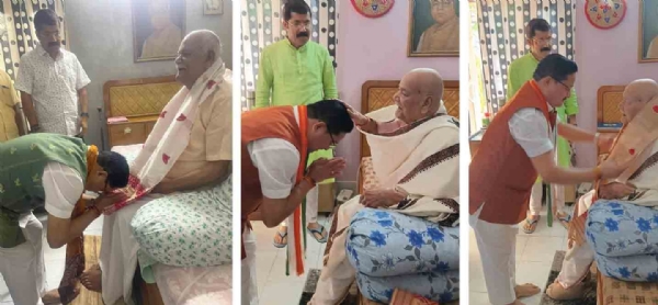 শিলচরে কবীন্দ্র পুরকায়স্থের বাড়িতে বিজেপির অসম প্রদেশ সভাপতি দিলীপ শইকিয়া