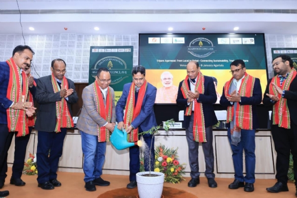 মুখ্যমন্ত্রী ডাঃ মানিক সাহা