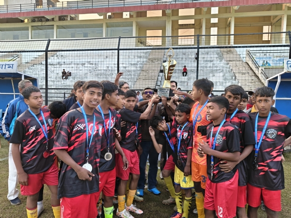 ঝাড়গ্রামের মাণিকপাড়া বিবেকানন্দ বিদ্যাপীঠের