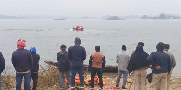 নৌকা থেকে পড়ে নিখোঁজ যুবক, পাঁচ দিন পর ডুম্বুরে মিলল নিথর দেহ
