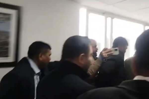 জমির বদলে চাকরি মামলা: লালুদের বিরুদ্ধে চার্জ গঠনের নির্দেশ আদালতের জমির বদলে চাকরি মামলা: লালুদের বিরুদ্ধে চার্জ গঠনের নির্দেশ আদালতের