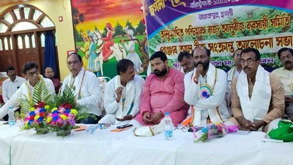 হুগলি জেলা আলুবীজ ব্যবসায়ী সমিতির আলোচনা সভা, উপস্থিত বিমান ঘোষ ও সন্তু পান-সহ জেলার বিধায়করা