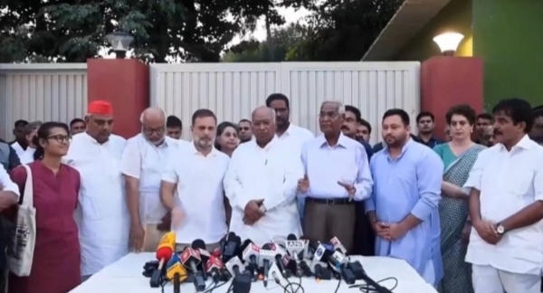 জ্ঞানেশ কুমারের ইস্তফাই লক্ষ্য, এক-দু’বছর লাগলেও আন্দোলন চলবে: রাহুল গান্ধী