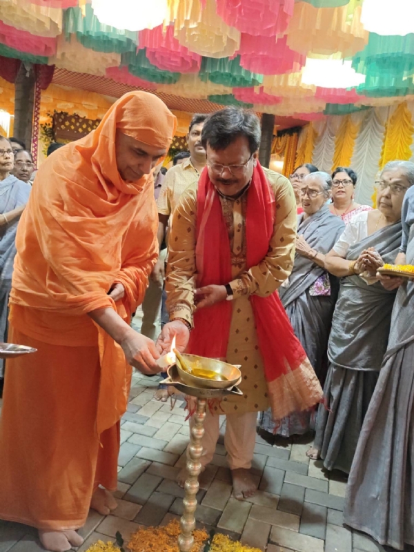 পুজো উদ্বোধনে সুবীর নাগ
