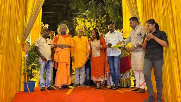 পূজা উদ্বোধনে সুমনা সরকার