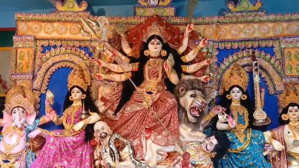 মালদা দুর্গা পুজো