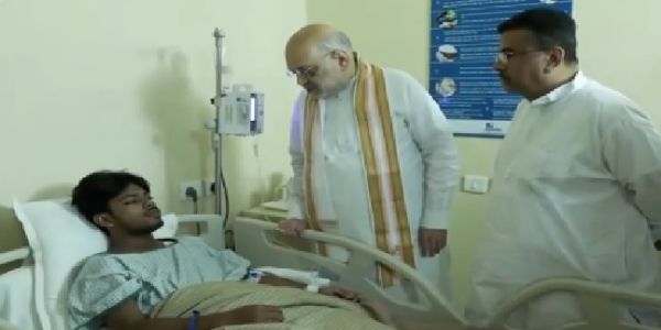 চোরবাগান বিপর্যয়ে আহতদের দেখতে হাসপাতালে অমিত শাহ ও শুভেন্দু অধিকারী