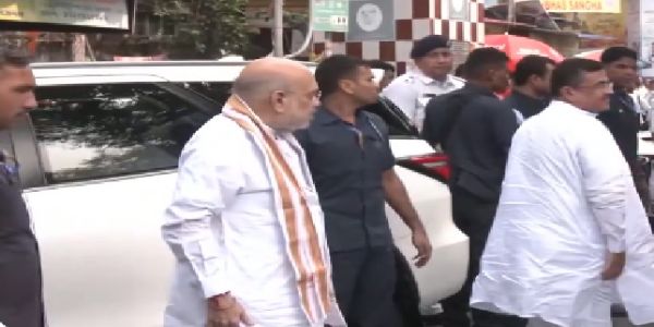 সপ্তমীর সকালে কালীঘাট মন্দিরে পূজার্চনা অমিত শাহ-র