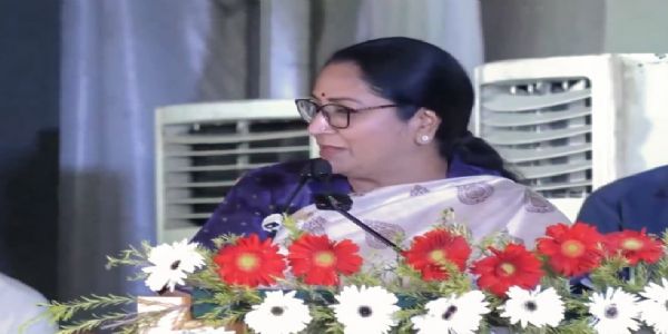 দিল্লিতে বায়োগ্যাস প্ল্যান্টের উদ্বোধন মুখ্যমন্ত্রী রেখা গুপ্তার, এএপি-কে তীব্র কটাক্ষ