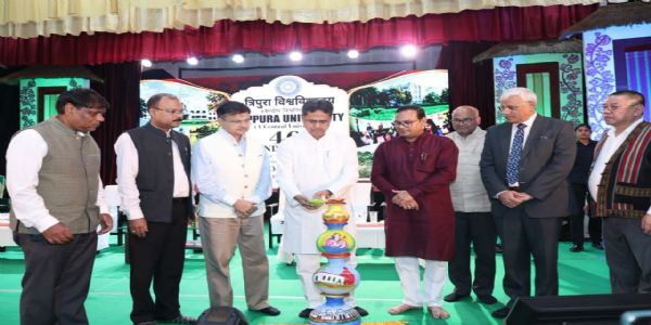 চার দশকে ত্রিপুরা বিশ্ববিদ্যালয়, উত্তর-পূর্বের অন্যতম জ্ঞান ও গবেষণা কেন্দ্র গড়ার আহ্বান মুখ্যমন্ত্রী ডাঃ সাহার