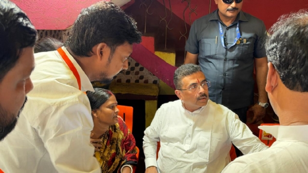 মৃত পিয়ালির বাড়িতে মুখ্যমন্ত্রী