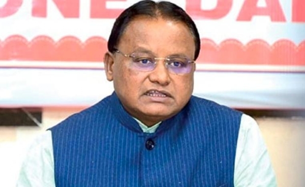 প্রজ্ঞান ওঝাকে অভিনন্দন মুখ্যমন্ত্রী মাঝির
