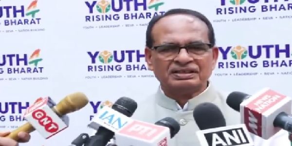 রাহুল গান্ধী পার্ট-টাইম রাজনীতিবিদ, তিনি নিজেই সমস্যা : শিবরাজ চৌহান