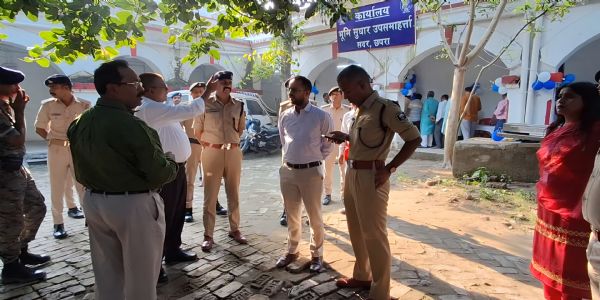 সারণ শিক্ষক নির্বাচনী ক্ষেত্রে ভোটগ্রহণ শুরু, লড়াইয়ে ১৮ প্রার্থী